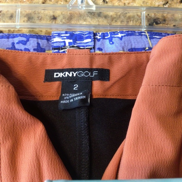 DKNY golf/pickleball skort - Picture 2 of 2